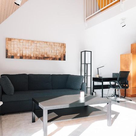 Maisonette-Wohnung Airport/Messe Stuttgart - Balkon - Parkplatz - Netflix Leura Extérieur photo