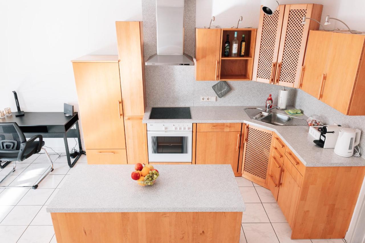Maisonette-Wohnung Airport/Messe Stuttgart - Balkon - Parkplatz - Netflix Leura Extérieur photo
