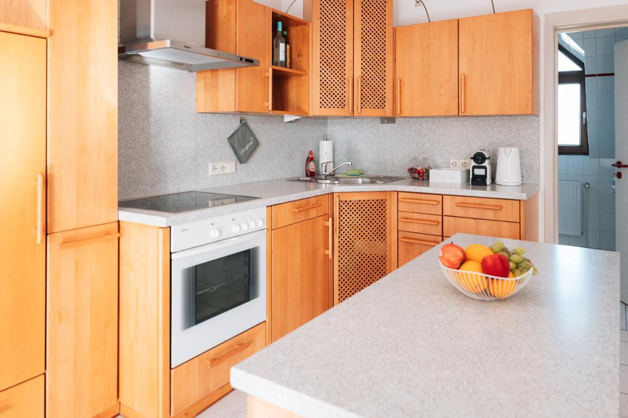 Maisonette-Wohnung Airport/Messe Stuttgart - Balkon - Parkplatz - Netflix Leura Extérieur photo