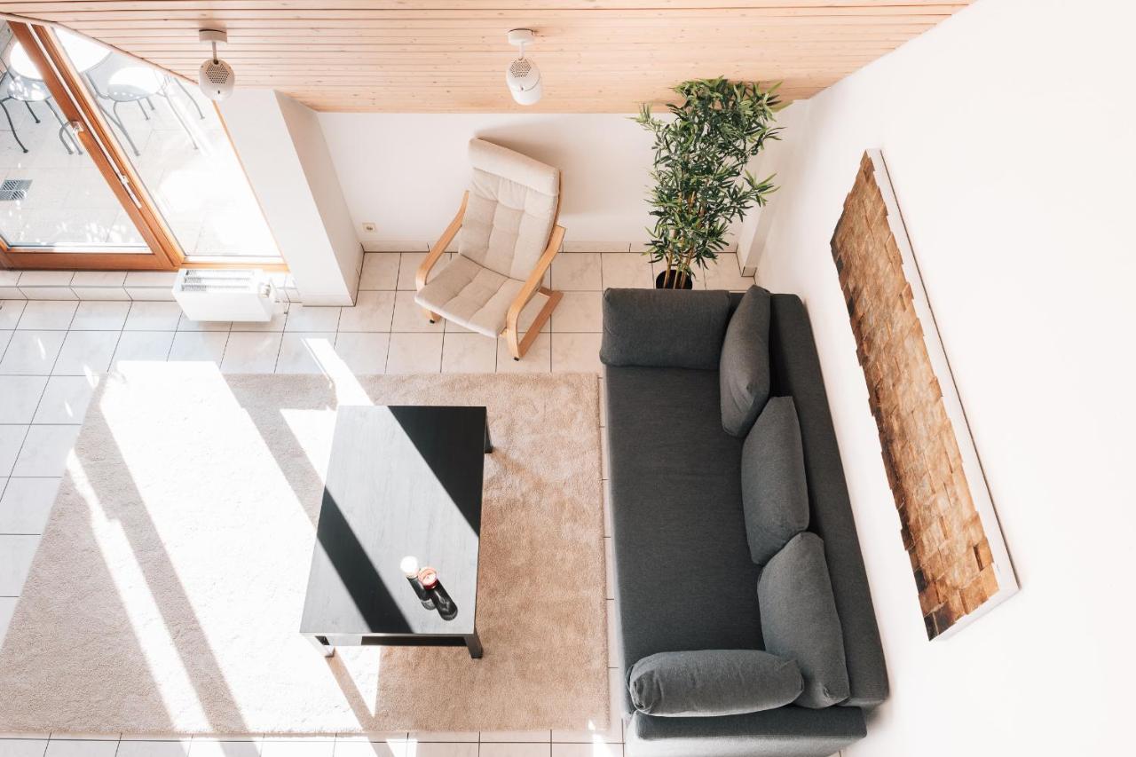 Maisonette-Wohnung Airport/Messe Stuttgart - Balkon - Parkplatz - Netflix Leura Extérieur photo